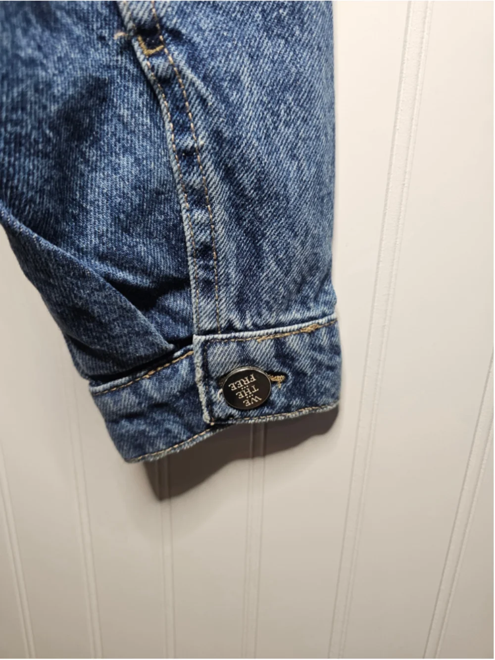 Free People We The Free Jade Denim Jacket High Dive Blue Acid Wash Size S NWT - Picture 5 of 12